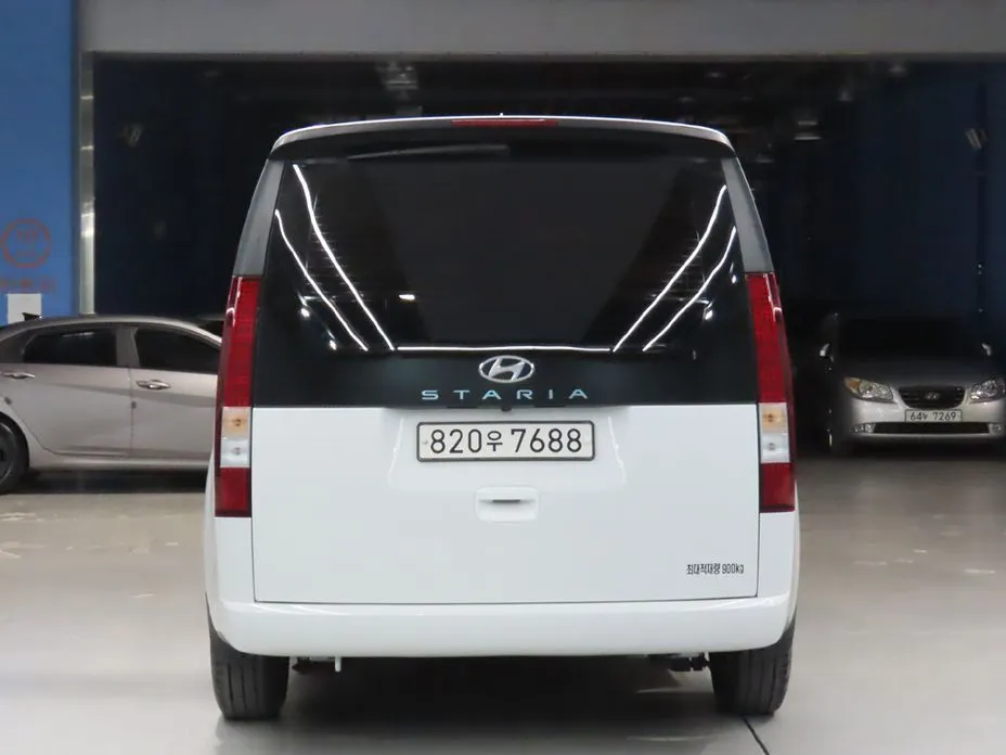 Hyundai Staria — фото 2