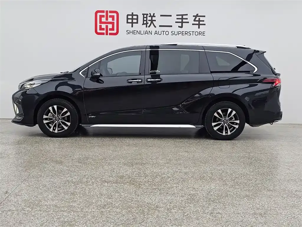 Toyota Granvia 2024 из CN, фото 8