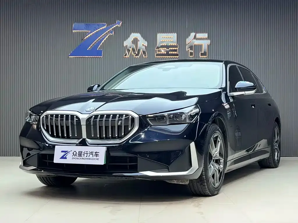 BMW i5