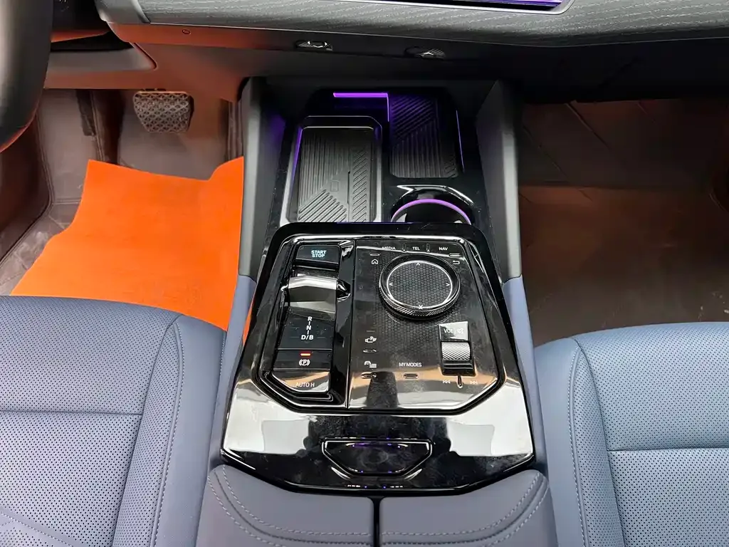 BMW i5 2024 из CN, фото 7