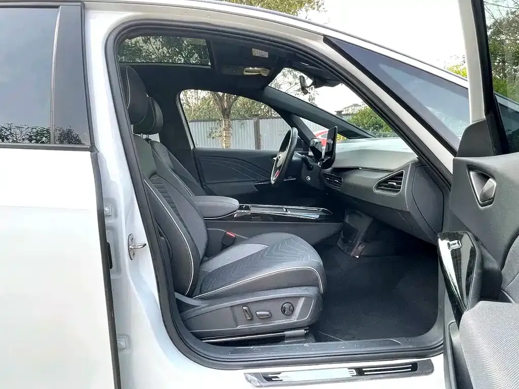 Volkswagen ID.3 2023 из CN, фото 2
