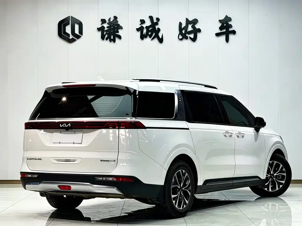 Kia Carnival 2022 из CN, фото 9