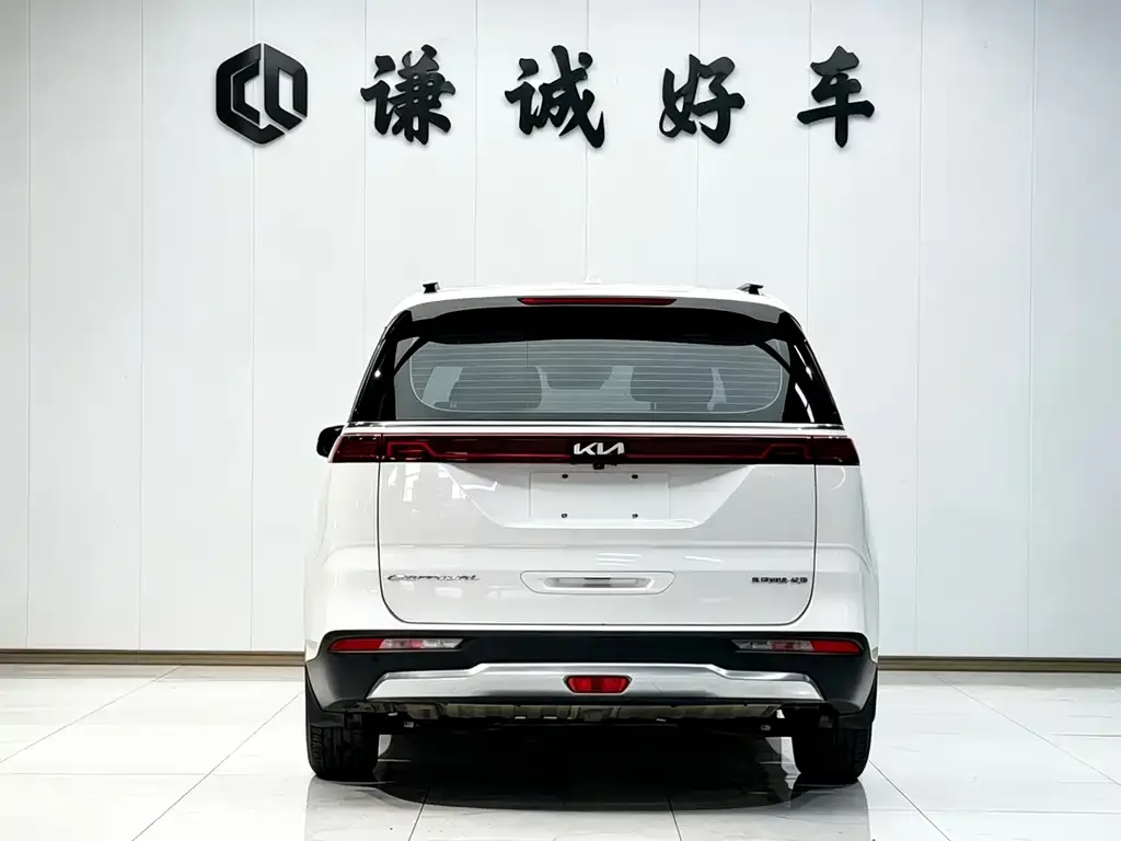 Kia Carnival 2022 из CN, фото 2