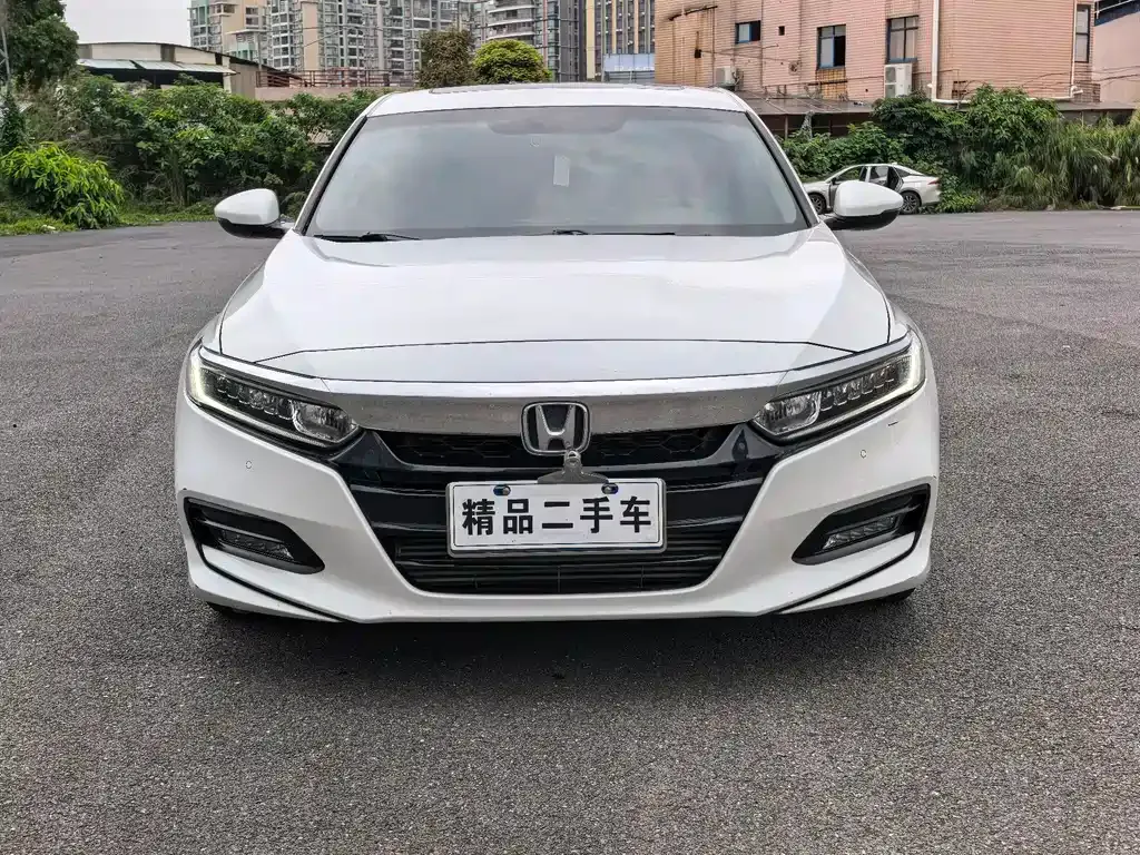 Honda Accord — фото 4