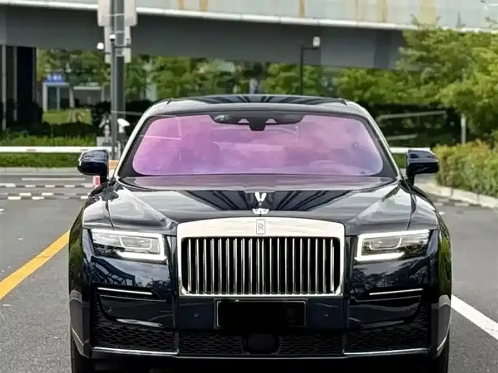 Rolls-Royce Ghost — фото 10