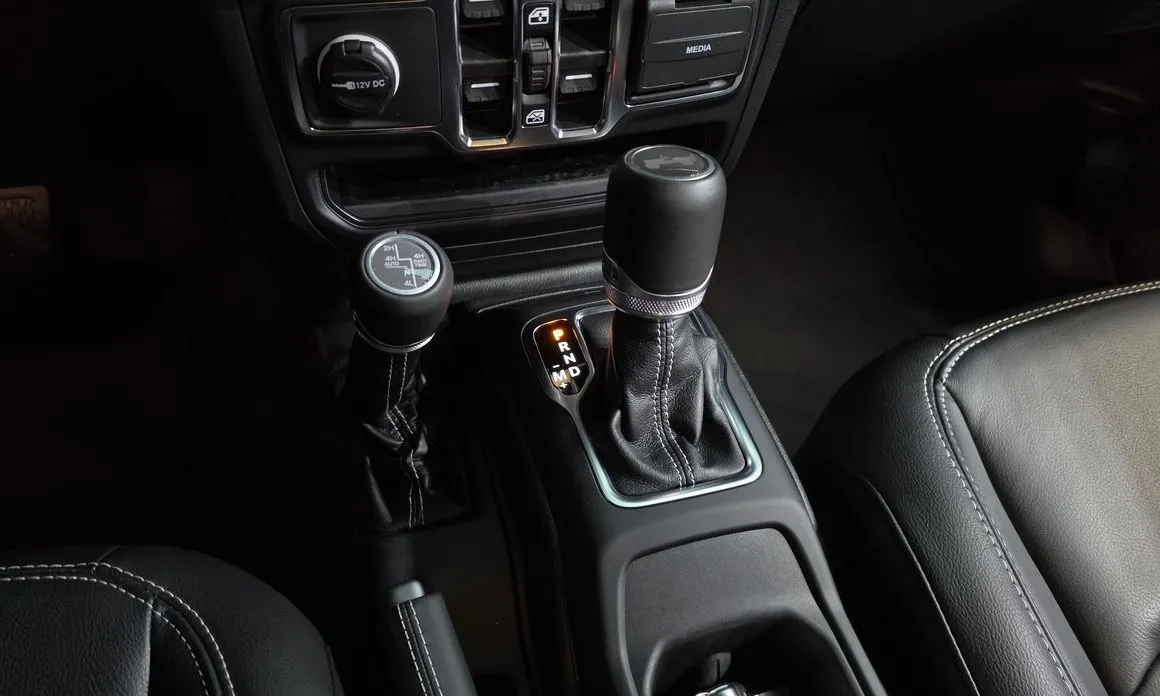Jeep Wrangler 2023 из KR, фото 6
