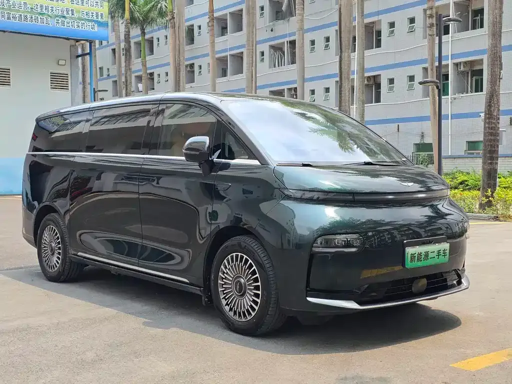 Geely Yizhen L380 2025 из CN, фото 10