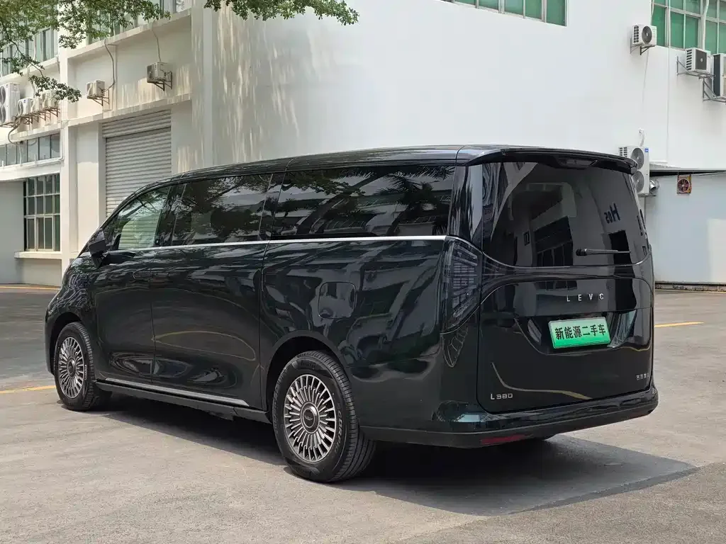Geely Yizhen L380 2025 из CN, фото 8