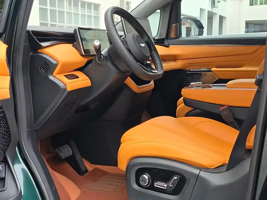 Geely Yizhen L380 2025 из CN, фото 4