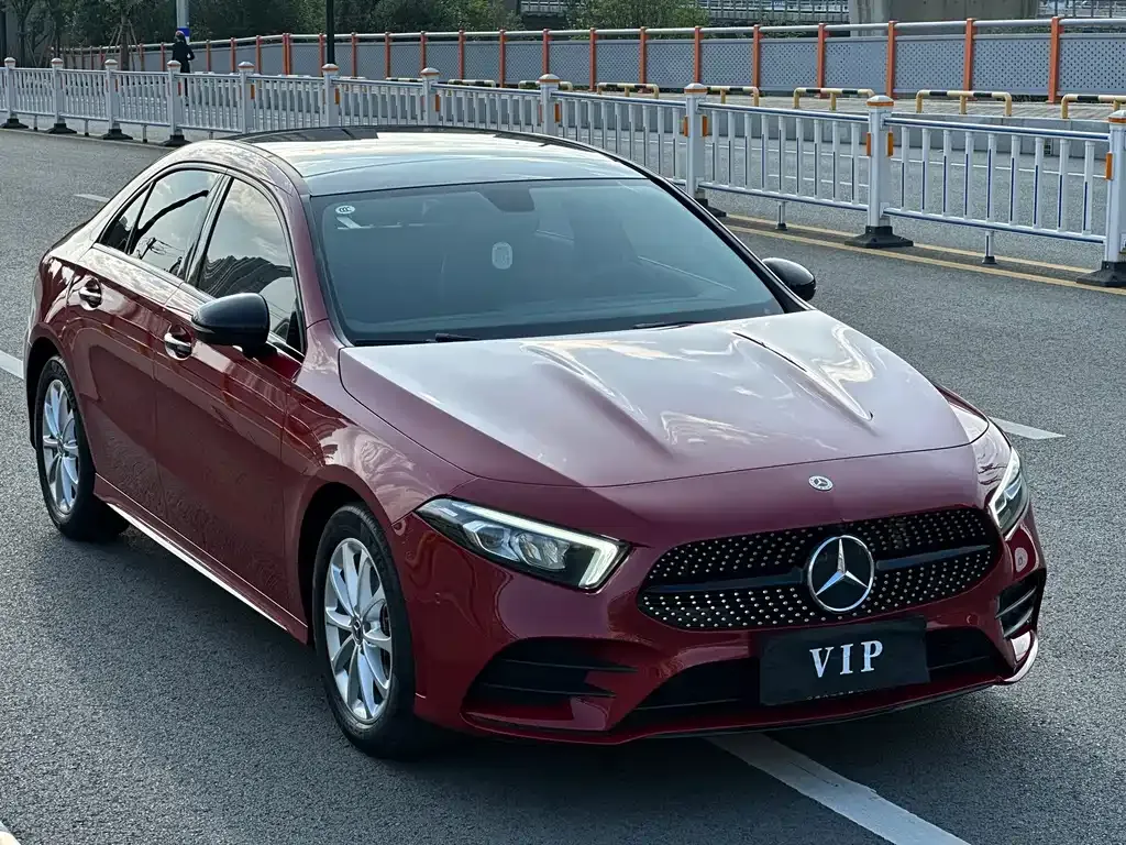 Mercedes-Benz A-Class — фото 10