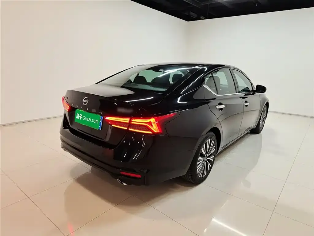 Nissan Teana 2023 из CN, фото 2