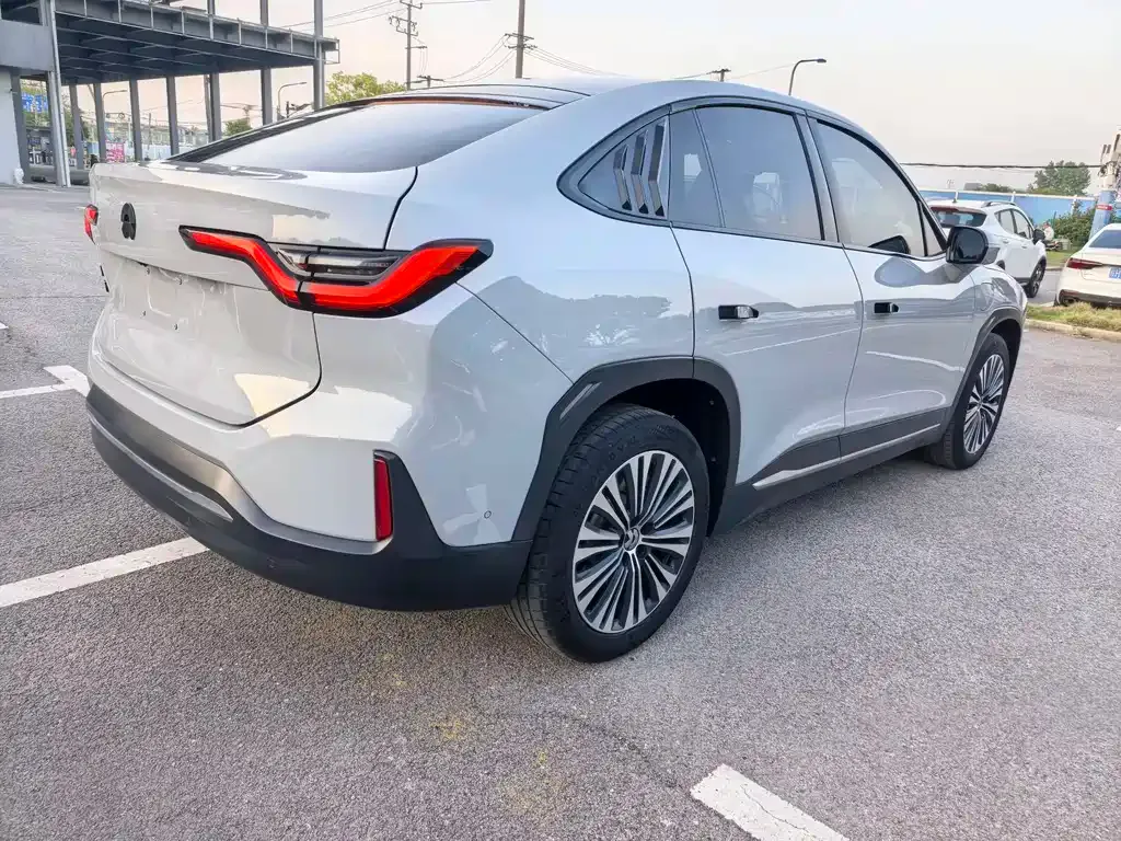 NIO EC6 — фото 6