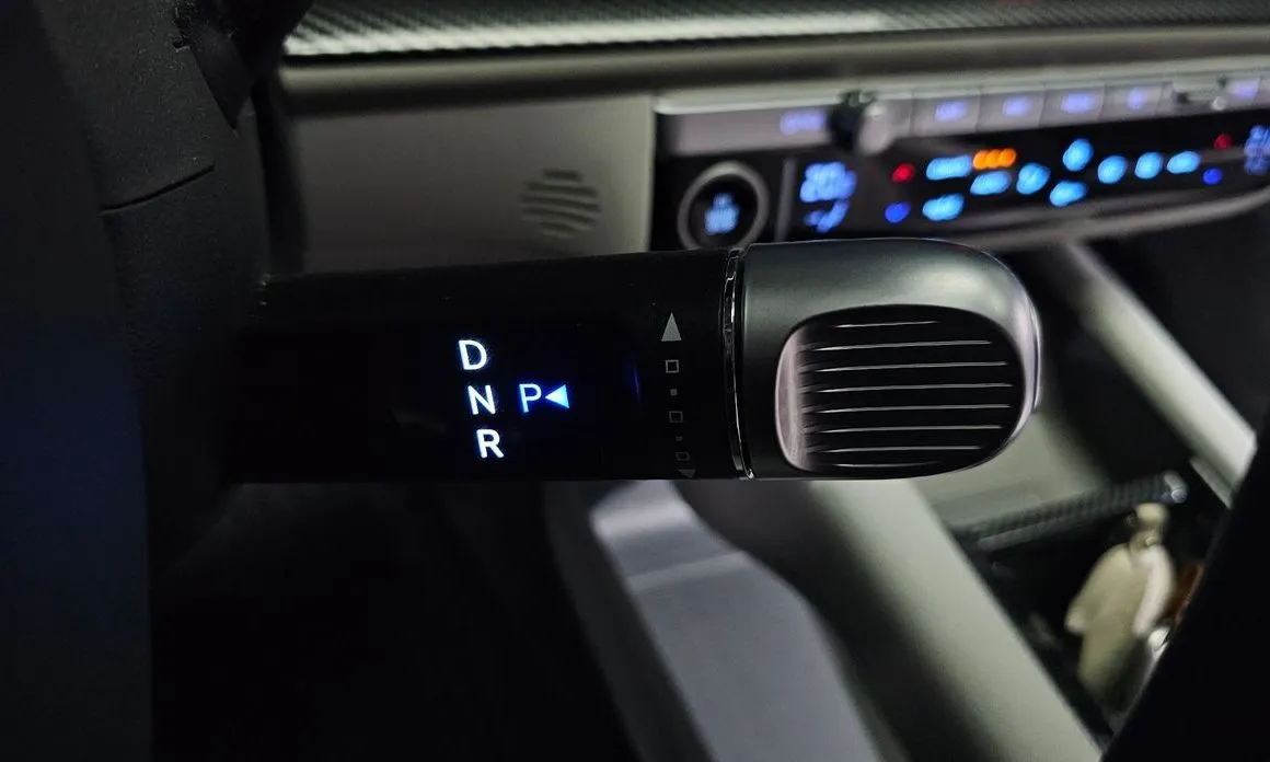 Hyundai Ioniq6 — фото 6