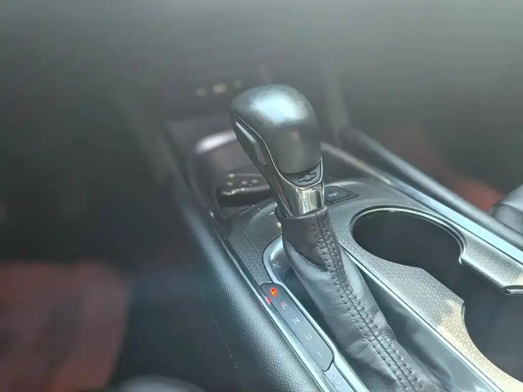Chevrolet Malibu XL 2022 из CN, фото 2