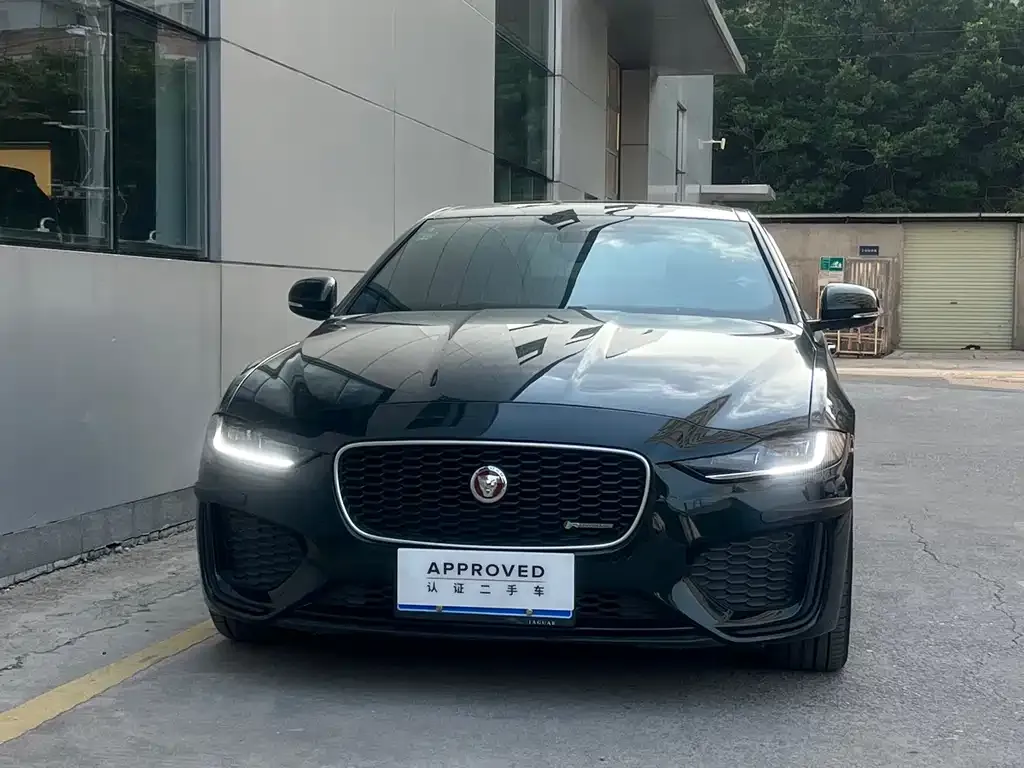 Jaguar XEL — фото 3