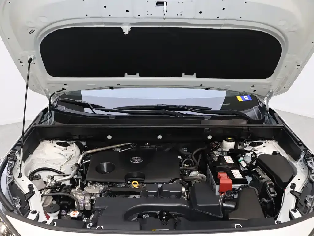 Toyota RAV4 2024 из CN, фото 5