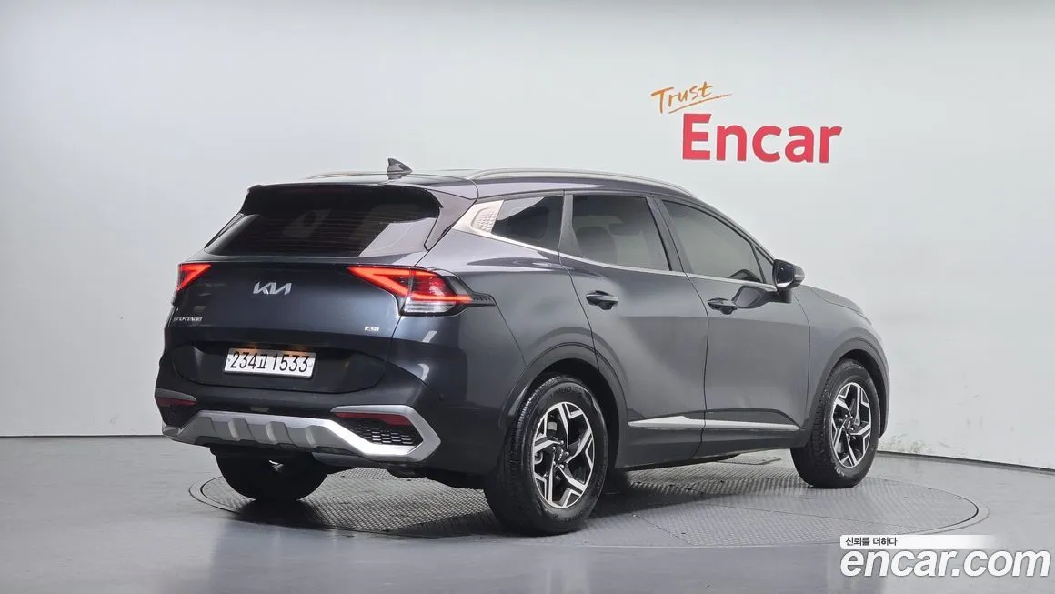 Kia Sportage — фото 8
