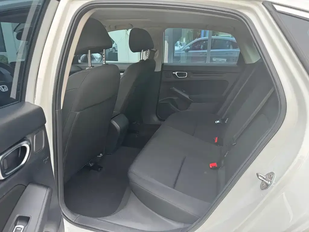 Honda Civic — фото 5