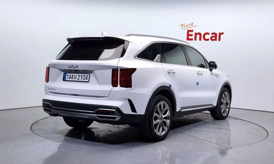 Kia Sorento — фото 5