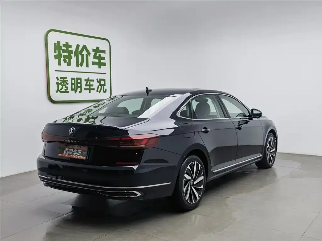 Volkswagen Passat — фото 4