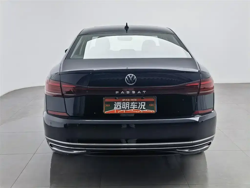 Volkswagen Passat — фото 10