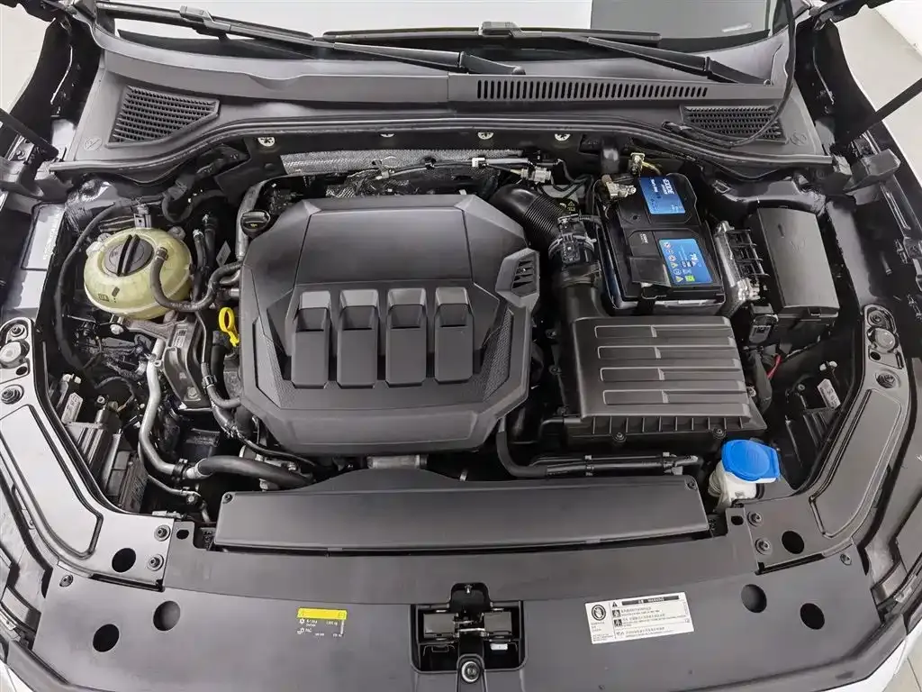Volkswagen Passat — фото 8