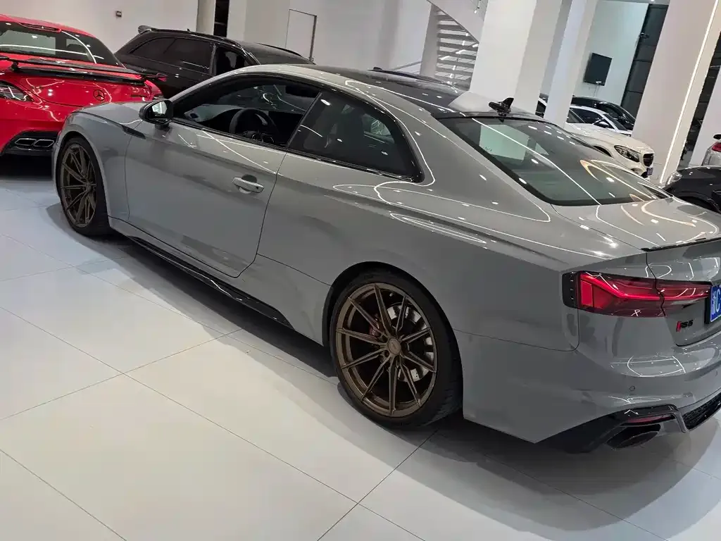 Audi RS 5 2023 из CN, фото 3