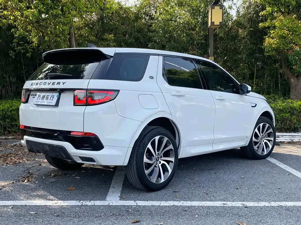 Land Rover Discovery Sport — фото 10