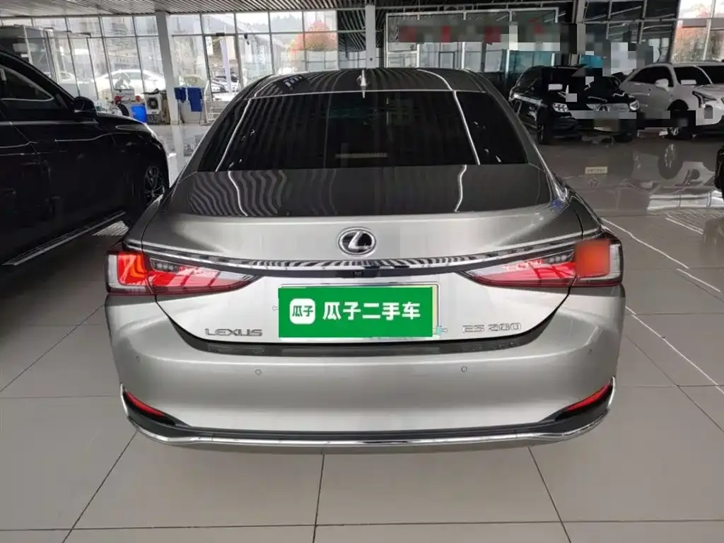 Lexus ES 2024 из CN, фото 2