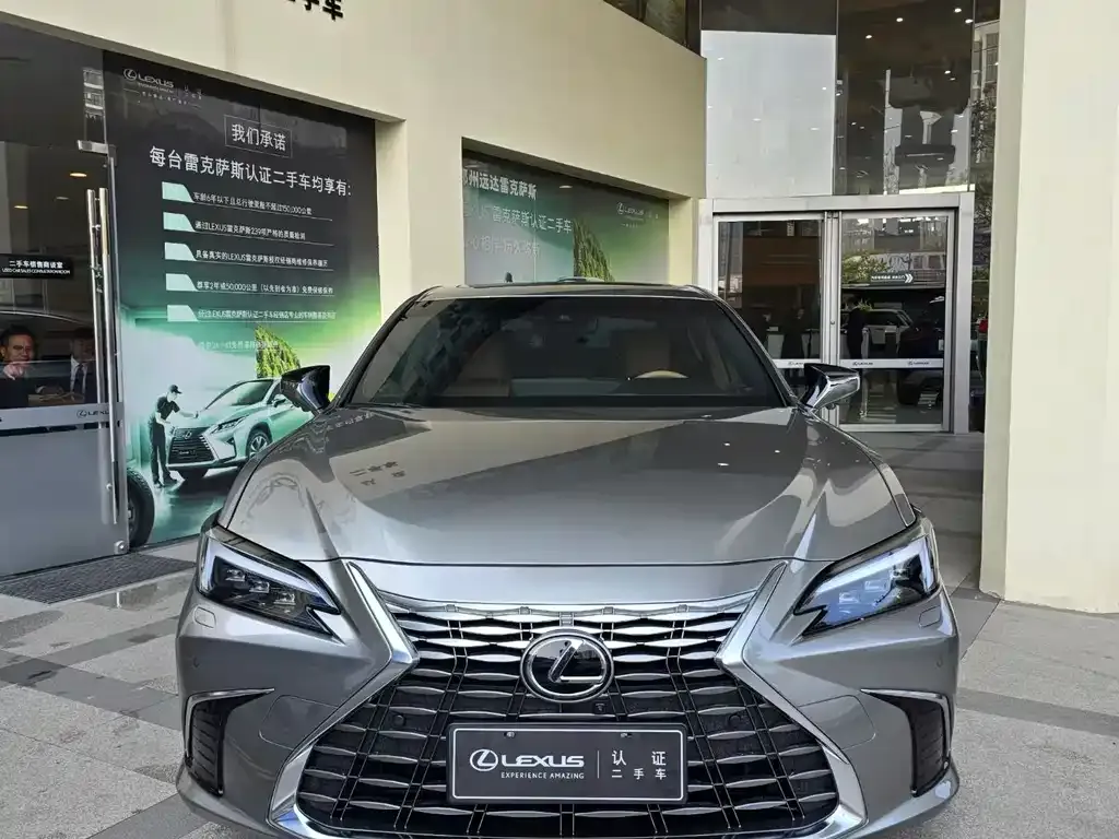 Lexus ES — фото 3