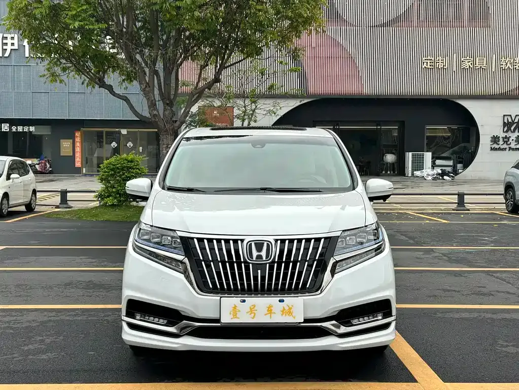 Honda Elysion 2021 из CN, фото 8