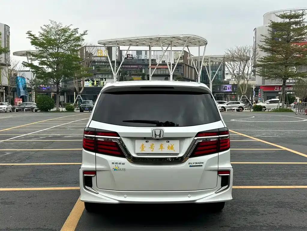 Honda Elysion 2021 из CN, фото 10