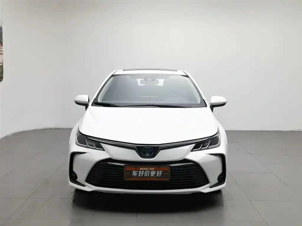 Toyota Corolla — фото 3