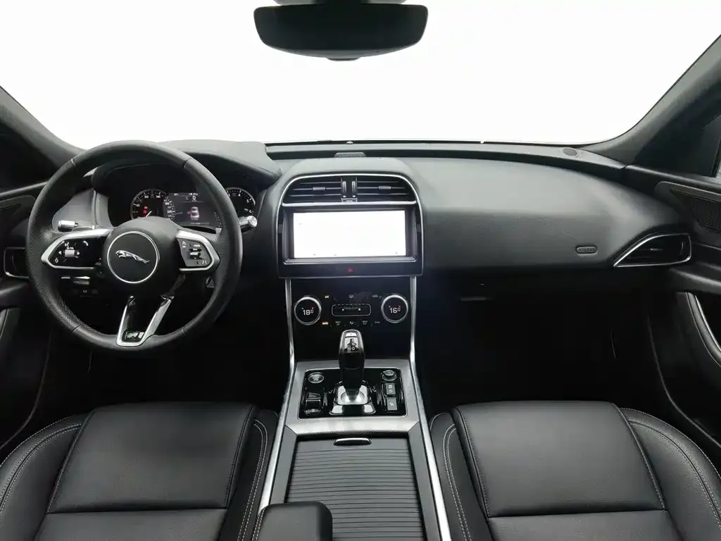 Jaguar XEL 2021 из CN, фото 8
