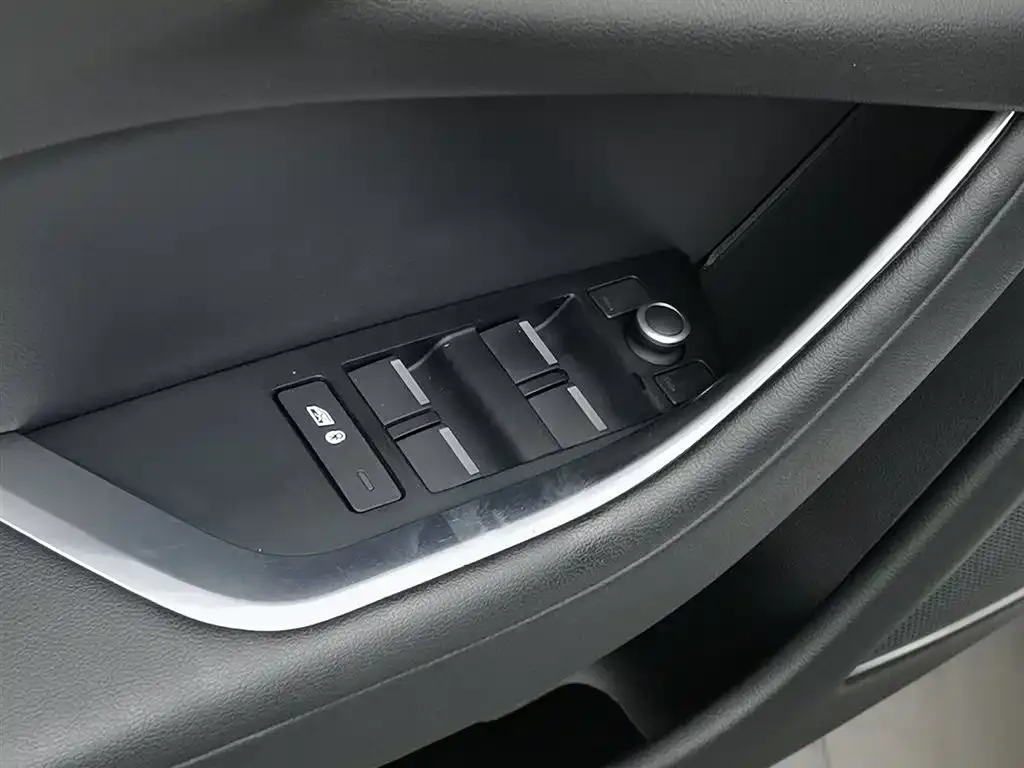 Jaguar XEL 2021 из CN, фото 6