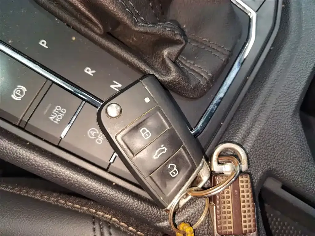 Volkswagen Lavida 2022 из CN, фото 10