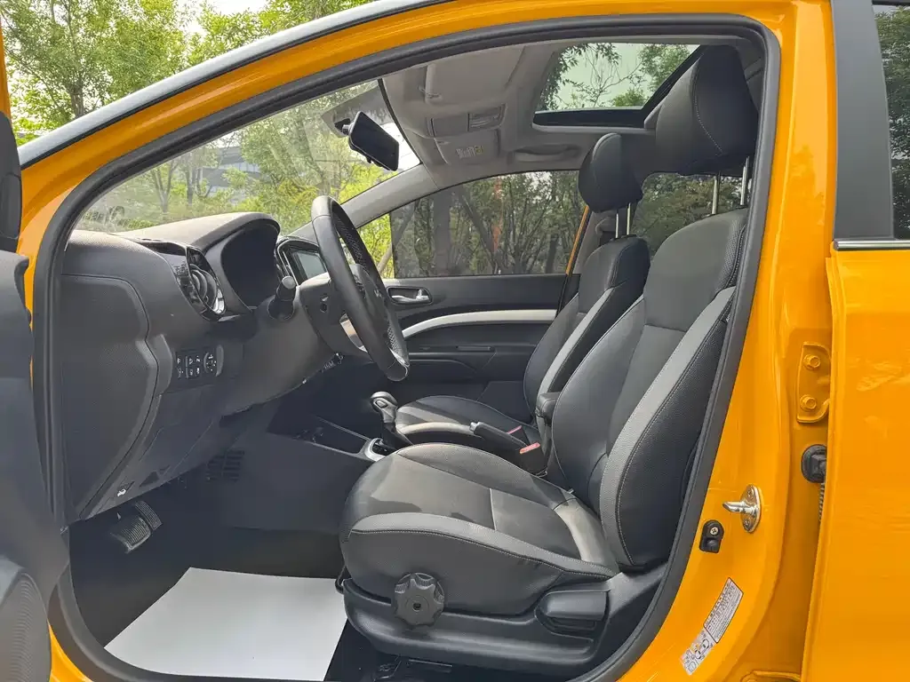 Kia KX1 2022 из CN, фото 4