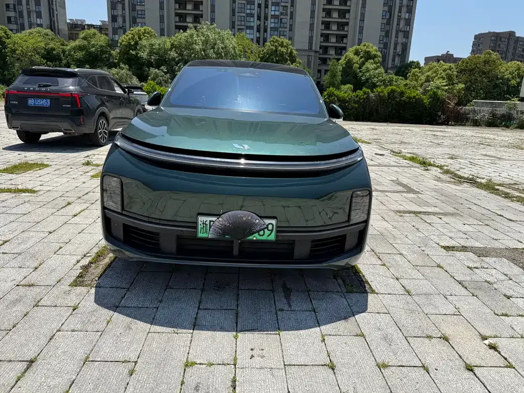 Li Auto L9