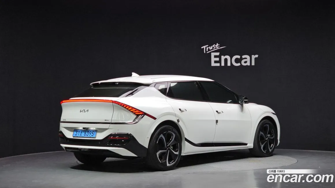 Kia EV6 — фото 4