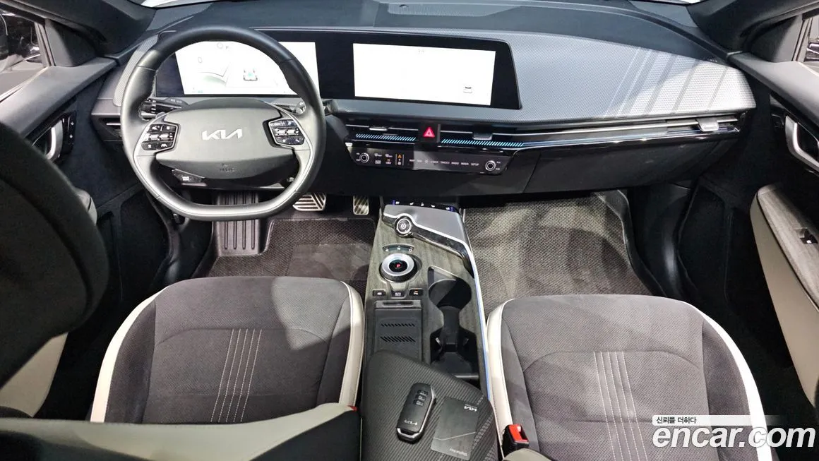 Kia EV6 — фото 10