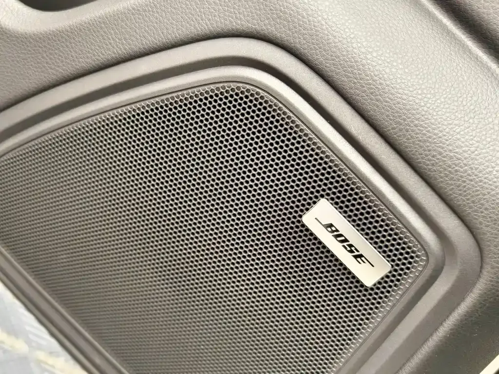 Porsche Macan — фото 10