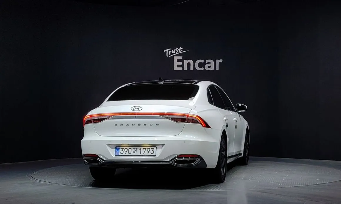 Hyundai Grandeur 2022 из KR, фото 3