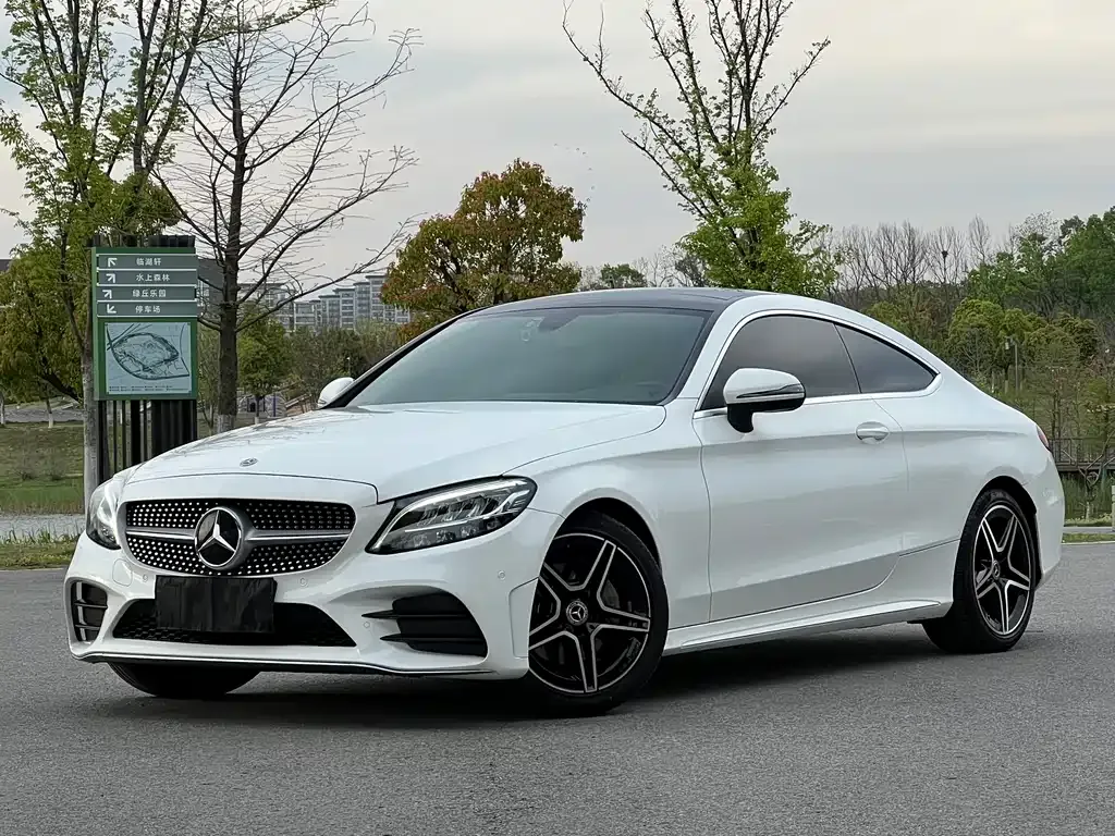 Mercedes-Benz C-Class (Import) — фото 1