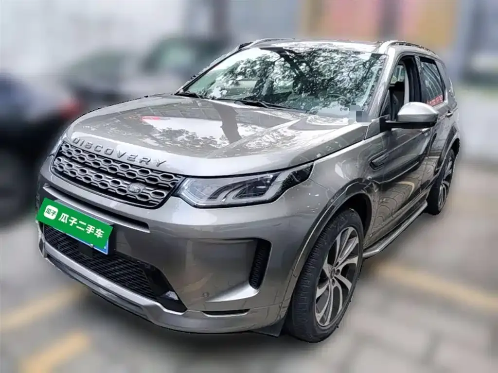 Land Rover Discovery Sport — фото 1