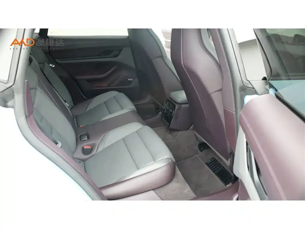 Porsche Taycan 2021 из CN, фото 3