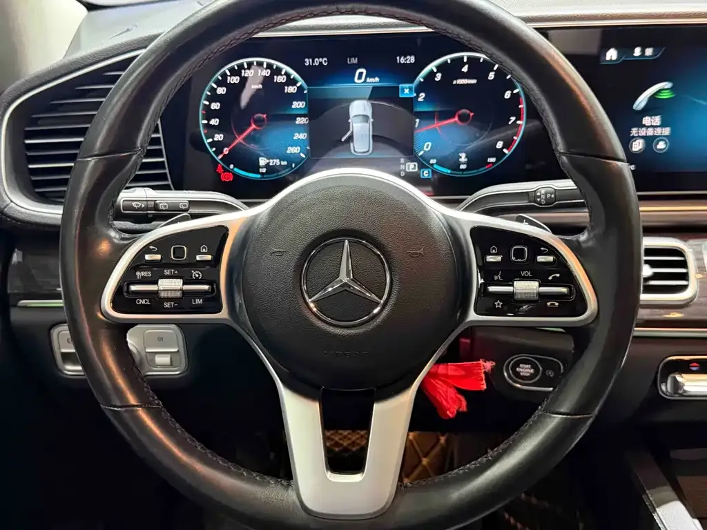 Mercedes-Benz GLE — фото 10