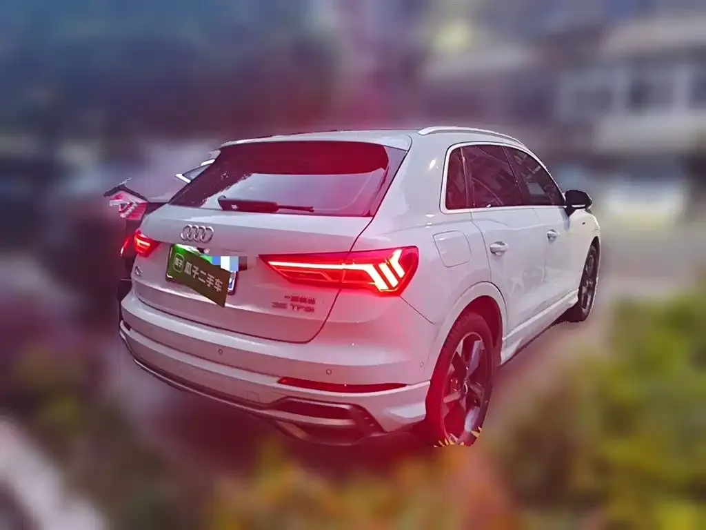 Audi Q3 2021 из CN, фото 2