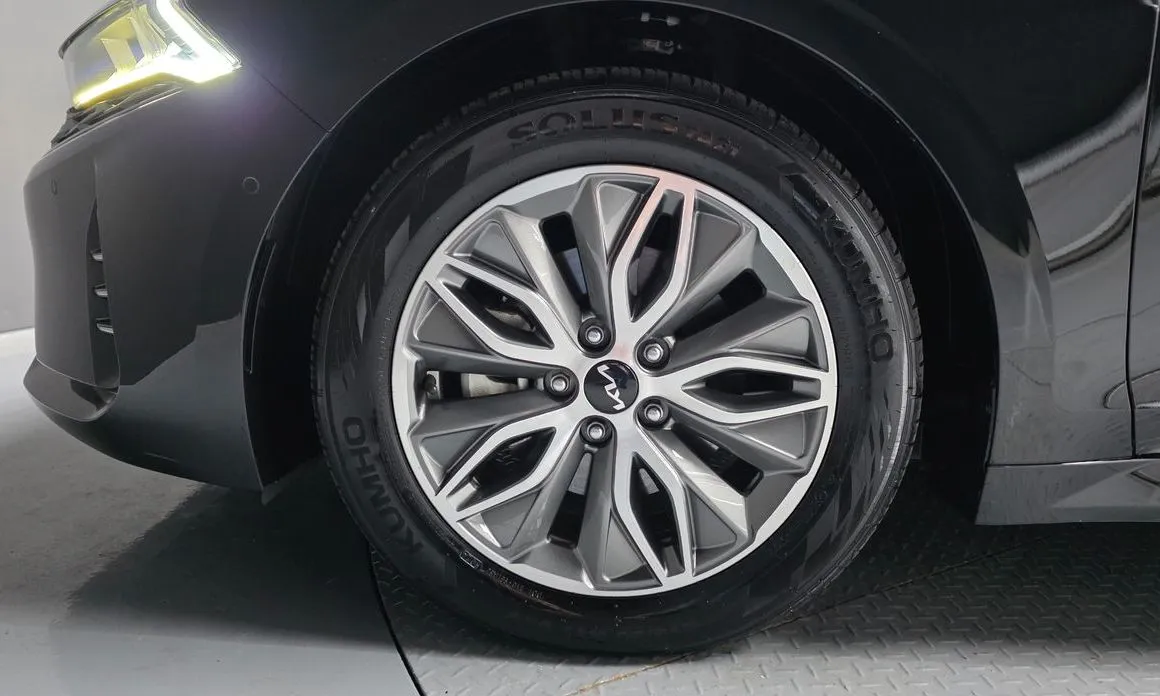 Kia K5 — фото 7
