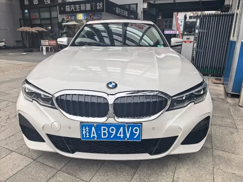 BMW 3 Series — фото 10