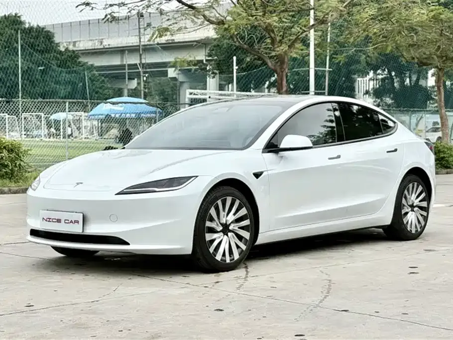 Tesla Model 3 2025 из CN, фото 2
